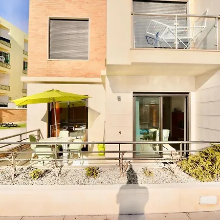 Silver - For 4 Guests 150m From *