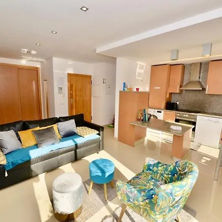 דירה Silver - For 4 Guests 150m From
